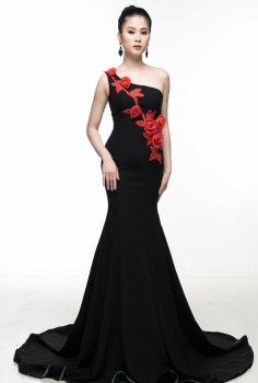 Đầm dạ hội đen kết hoa đỏ 3D