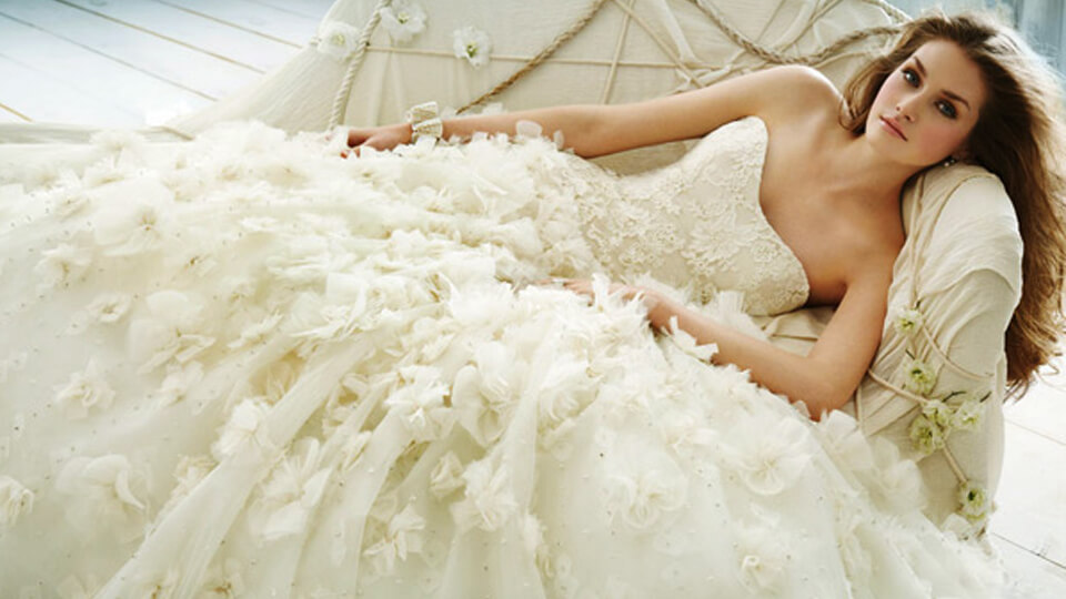Bí quyết chọn váy cưới theo dáng người mà cô dâu nào cũng cần phải biết