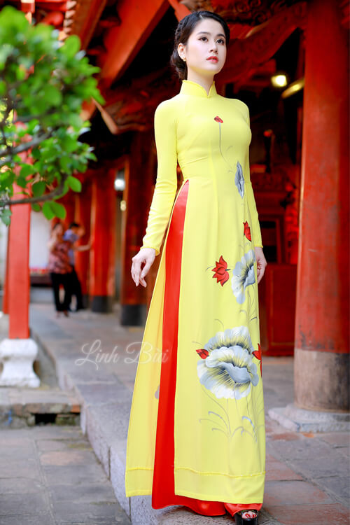 Có nhiều cửa hàng cho thuê áo dài đẹp tại Hà Nội